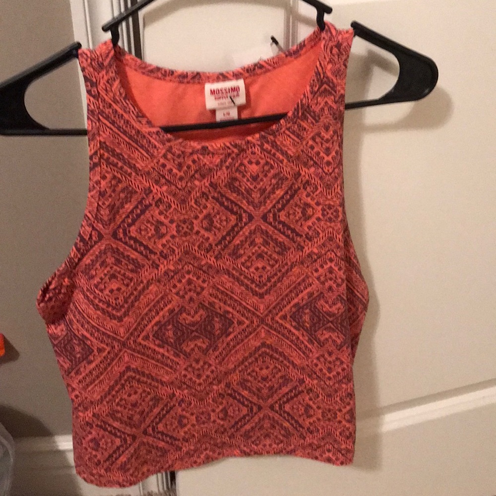 Crop top